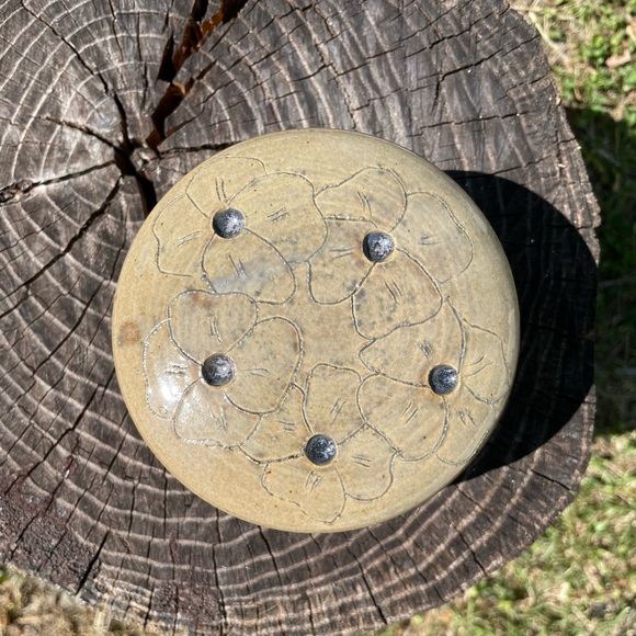 Floral Pottery Bowl - Picture 3 of 10